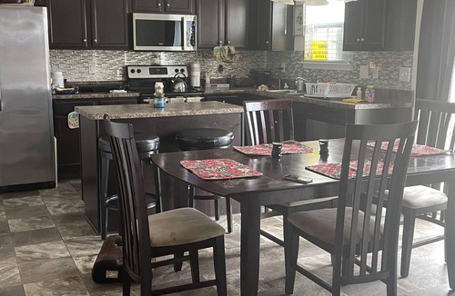 McLeansville House | Your home away from home just outside of Greensboro city limits, 5 mins from HWY