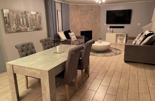 Paw Creek House | Your home away from home