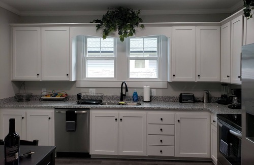 Kannapolis House | Your home away from home has it all - location, convenience, work-play-relax!