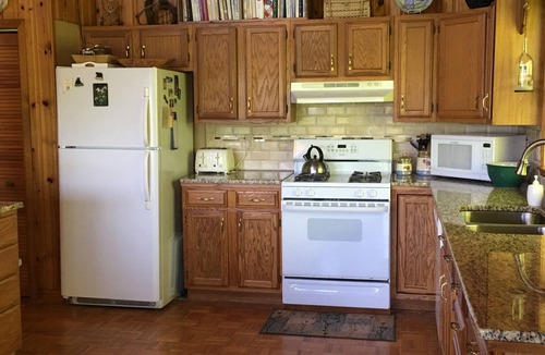 Brevard House | Your perfect Get-Away with lovely mountain views! "5 Star" Property!