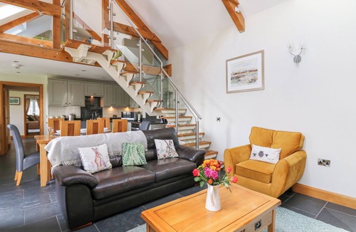 Glandyfi House | Yr Hen Beudy