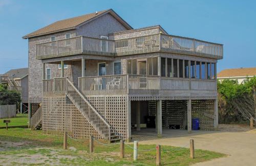 Buxton House | Zen Den #18-B