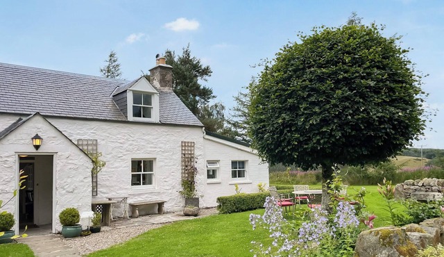 1 bedroom accommodation in Glenisla, near Blairgowrie