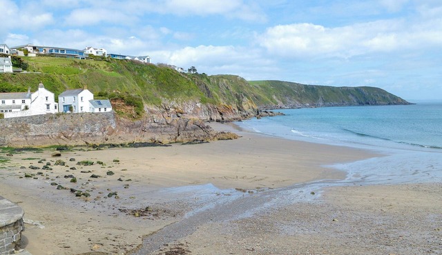 1 bedroom accommodation in Gorran Haven, St Austell