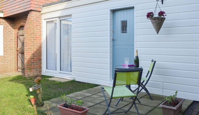 1 bedroom accommodation in Pevensey Bay, near Eastbourne