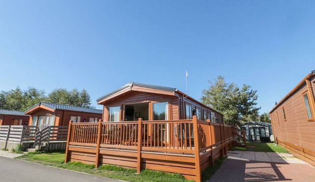 10 Percy Drive, Felton. 2 bed.