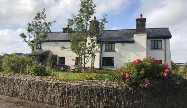 16th Century Devon Farmhouse Stunning Views