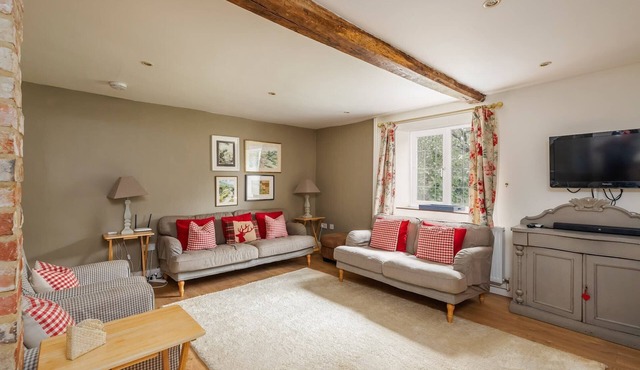 18th Century Cottage in Dorset Countryside