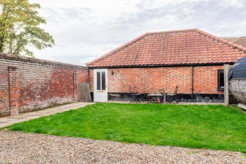 2 Bed Barn conversion in Tibenham