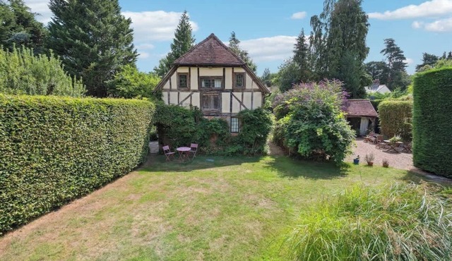 2-Bed Barn| Private Drive & Gardens - By Tempstay