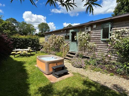 2 Bed in Honiton oc-85816