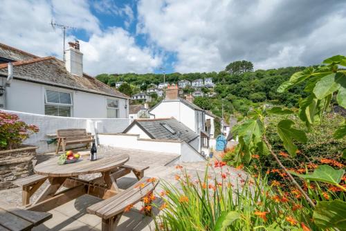 2 Bed in Looe oc-p00806