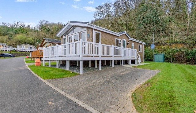 2 Bed in Stepaside (oc-pw1003)