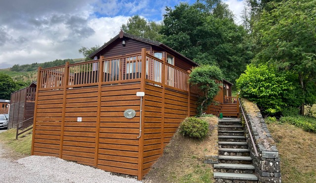 2 Bed Lodge-Sleeps 4-stunning views -Pet Friendly