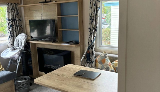 2 Bed-sleeps 6-pets-private - Parking sea 3mins
