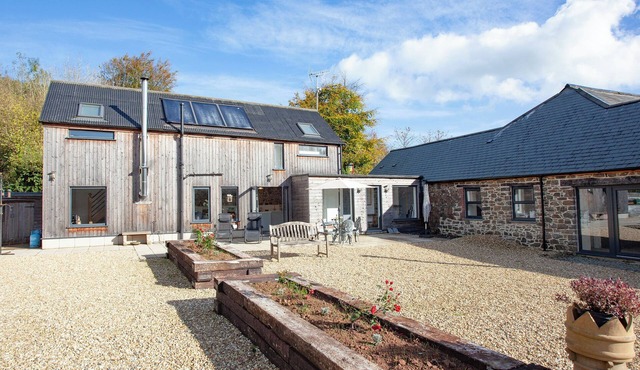 2 bedroom accommodation in Buckland Filleigh near Bideford