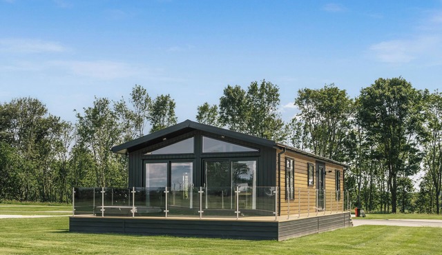 2 bedroom accommodation in Crosby-on-Eden
