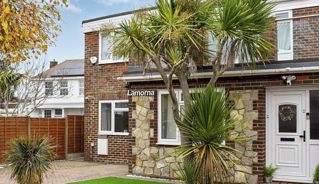 2 bedroom accommodation in Littlehampton