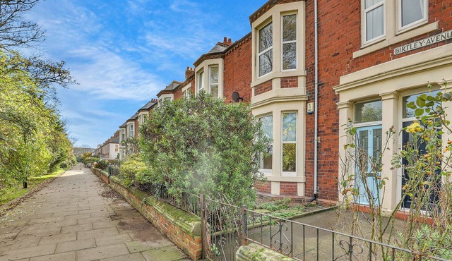 2 bedroom accommodation in North Shields