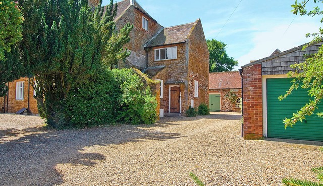 2 bedroom accommodation in Old Hunstanton