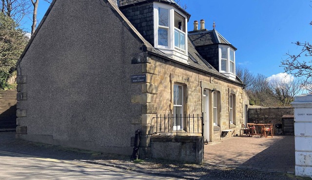 2 bedroom accommodation in Lower Largo