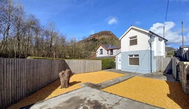 2 bedroom accommodation in Treherbert