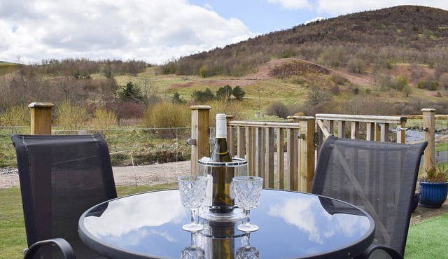 2 bedroom accommodation in Glendevon