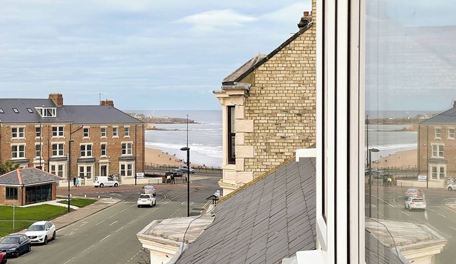2 bedroom accommodation in Tynemouth