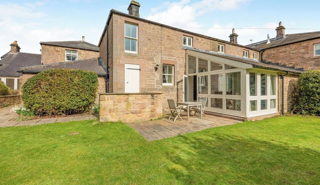 2 bedroom accommodation in Doxford, near Embleton