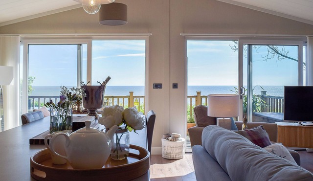 2 bedroom accommodation in Corton, near Lowestoft