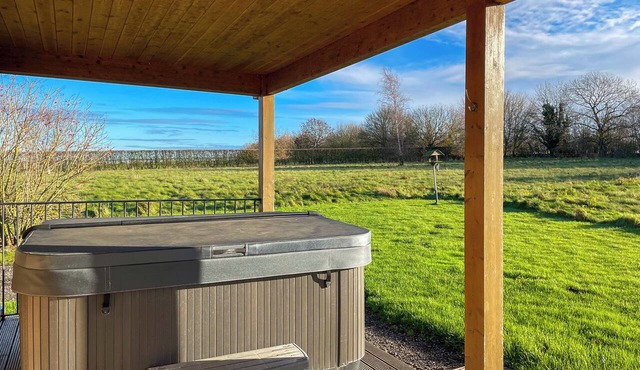 2 bedroom accommodation in Palgrave, Diss