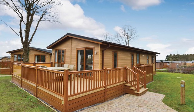 2 bedroom accommodation in Cheddar