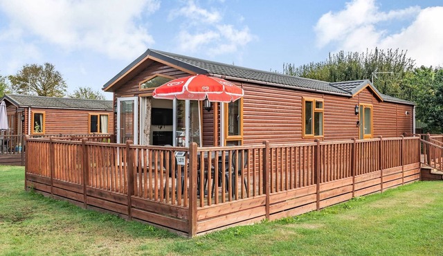 2 bedroom accommodation in Yaxham, Dereham