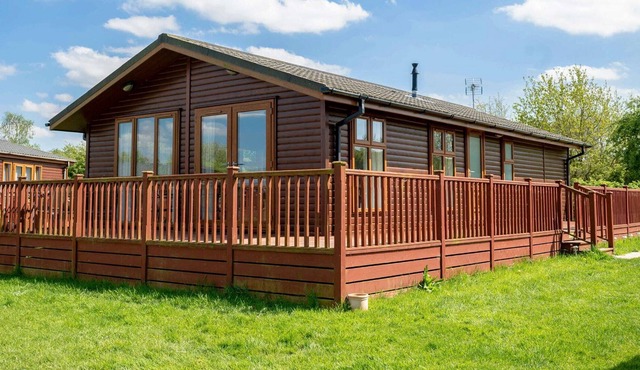 2 bedroom accommodation in Yaxham, Dereham