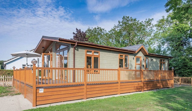 2 bedroom accommodation in Yaxham, Dereham