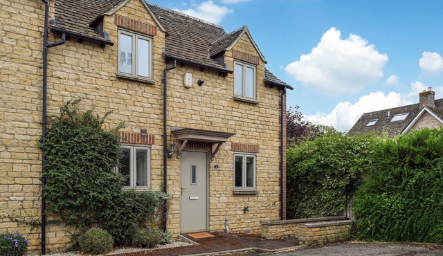 2 bedroom accommodation in Eynsham