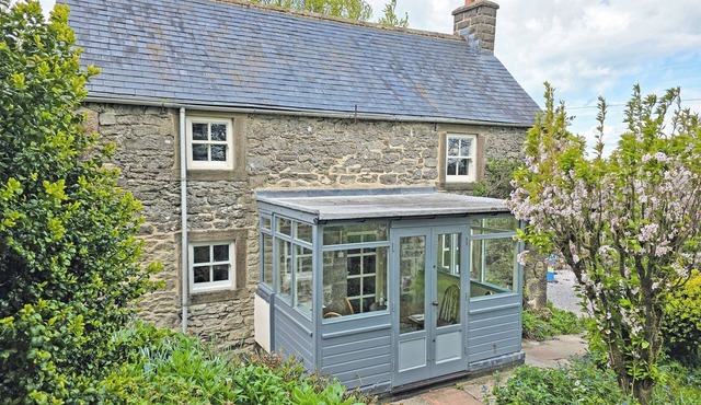 2 bedroom accommodation in Aldwark, near Brassington