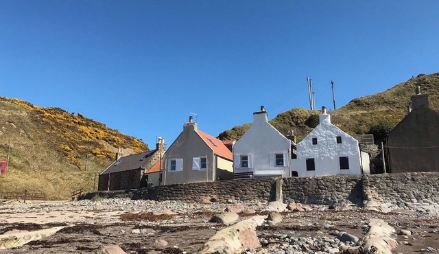 2 bedroom accommodation in Crovie, Gardenstown