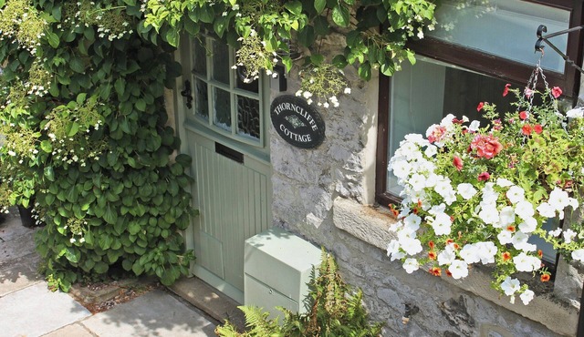 2 bedroom accommodation in Tideswell, near Bakewell