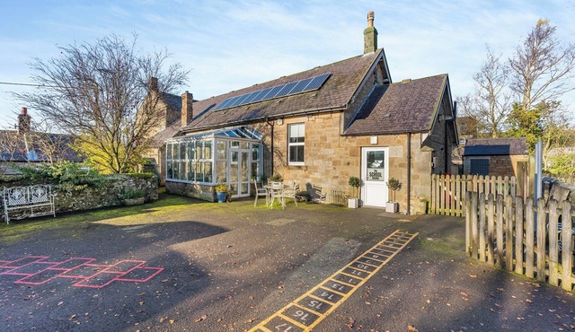 2 bedroom accommodation in Hexham
