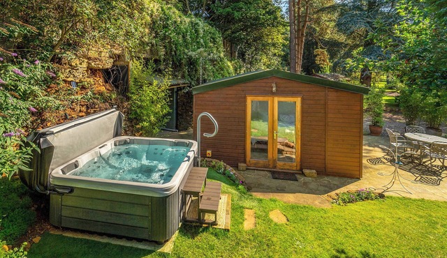 2 bedroom accommodation in Ratley
