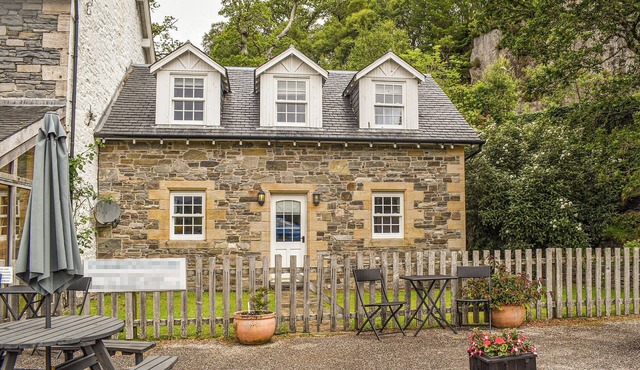 2 bedroom accommodation in Salen