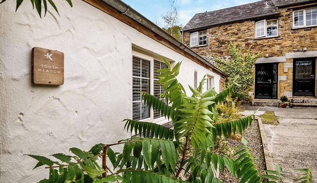 2 bedroom accommodation in Watergate, Looe