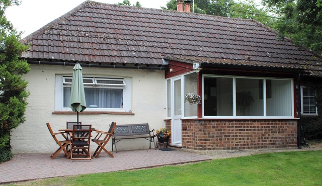 2 bedroom accommodation in Shobley, near Ringwood