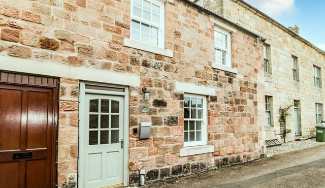 2 Fenkle Street, Holy Island