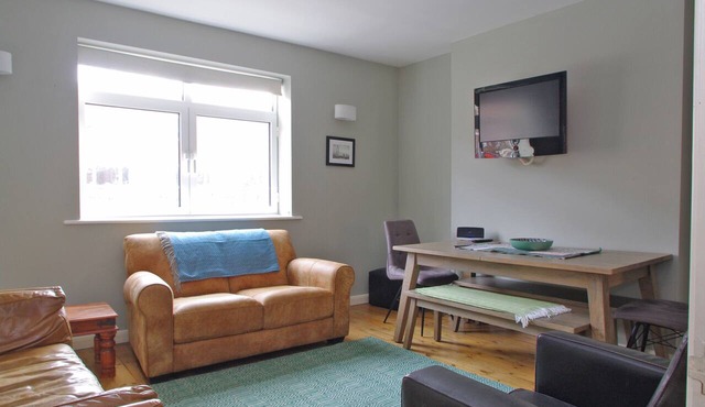 275 sq m Waterloo Sunsets & World Class Theatre