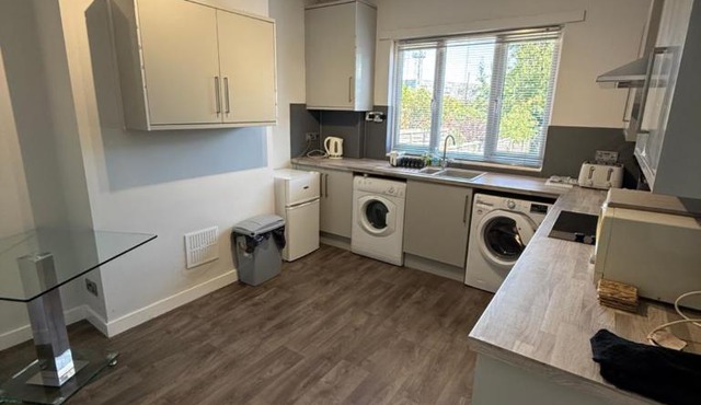 2Bed Contractor & Family Stay Kingswinford DY6