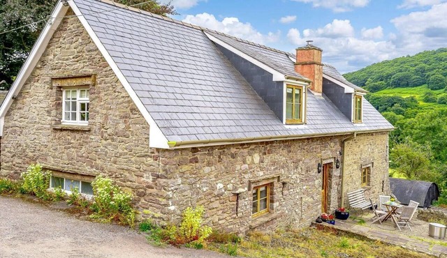 3 Bed in Abergavenny (oc-48309) in Forest Coal Pit