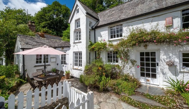 3 Bed in Helford (oc-hcwell)