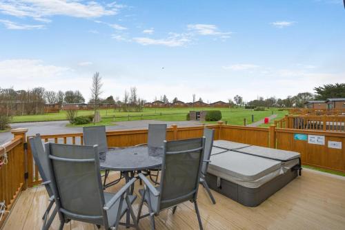 3 Bed in Liskeard oc-w37534